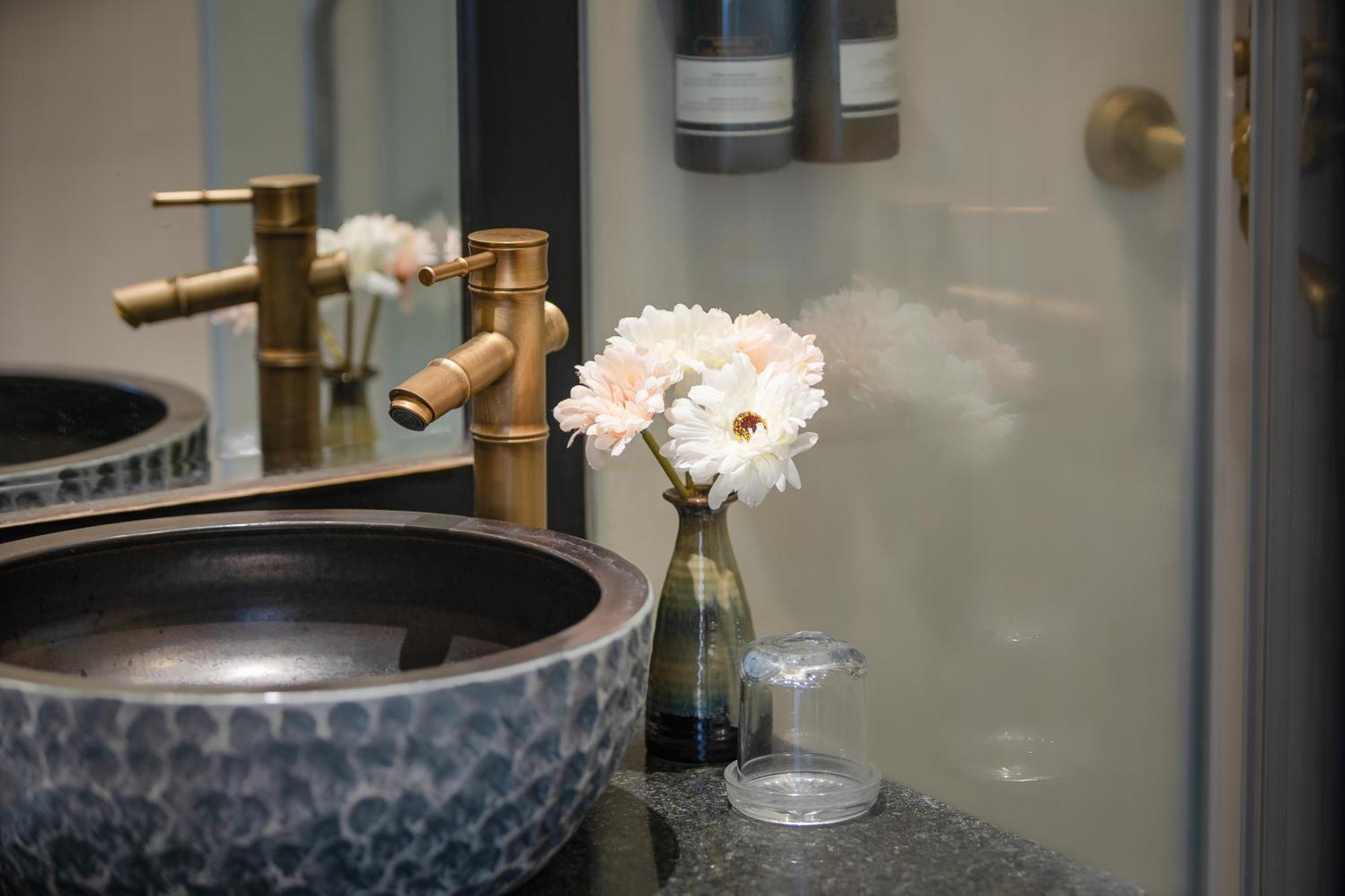 Hanoi Starlight Boutique Hotel Экстерьер фото