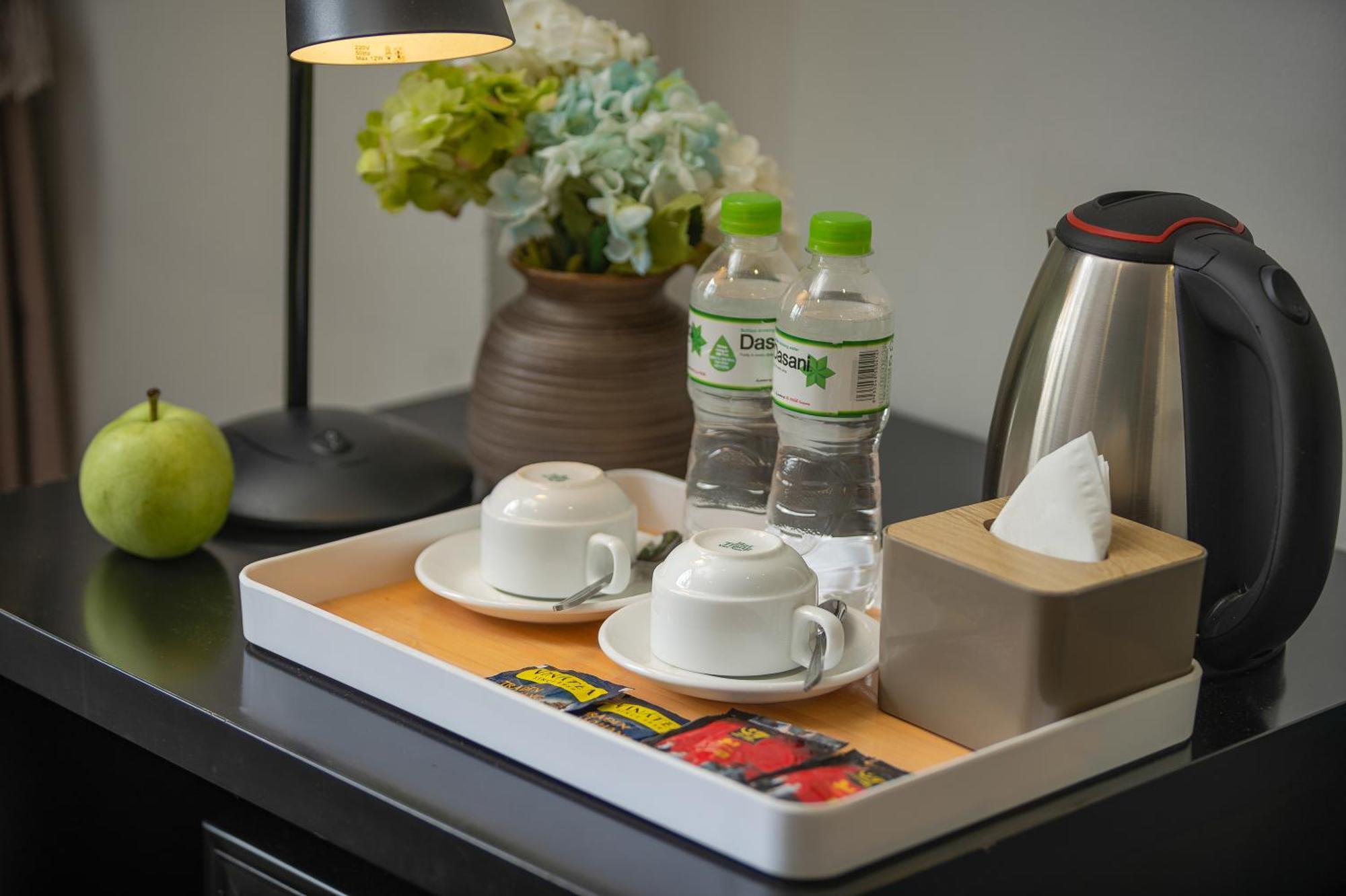 Hanoi Starlight Boutique Hotel Экстерьер фото